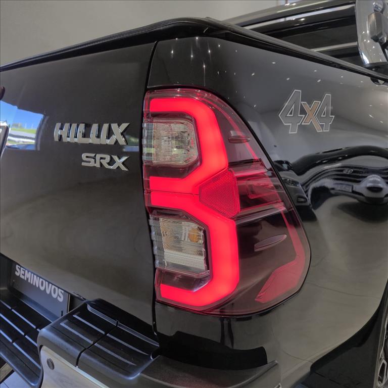 HILUX 2.8 D-4D TURBO DIESEL CD SRX 4X4 AUTOMÁTICO14