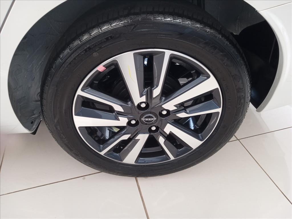 VERSA 1.6 16V FLEX ADVANCE XTRONIC13