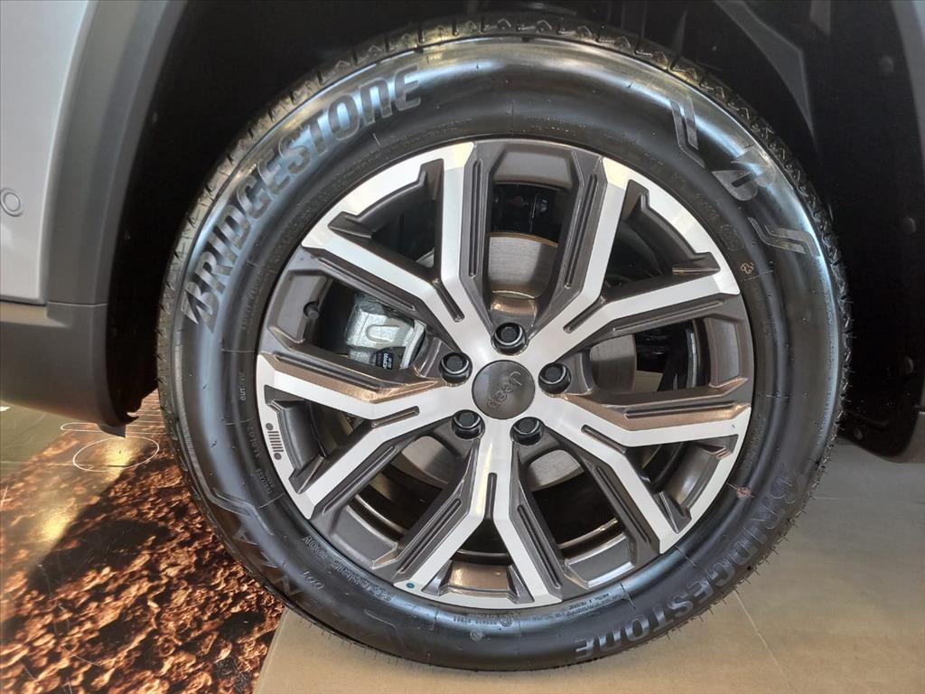 COMMANDER 1.3 T270 TURBO FLEX LIMITED AT69