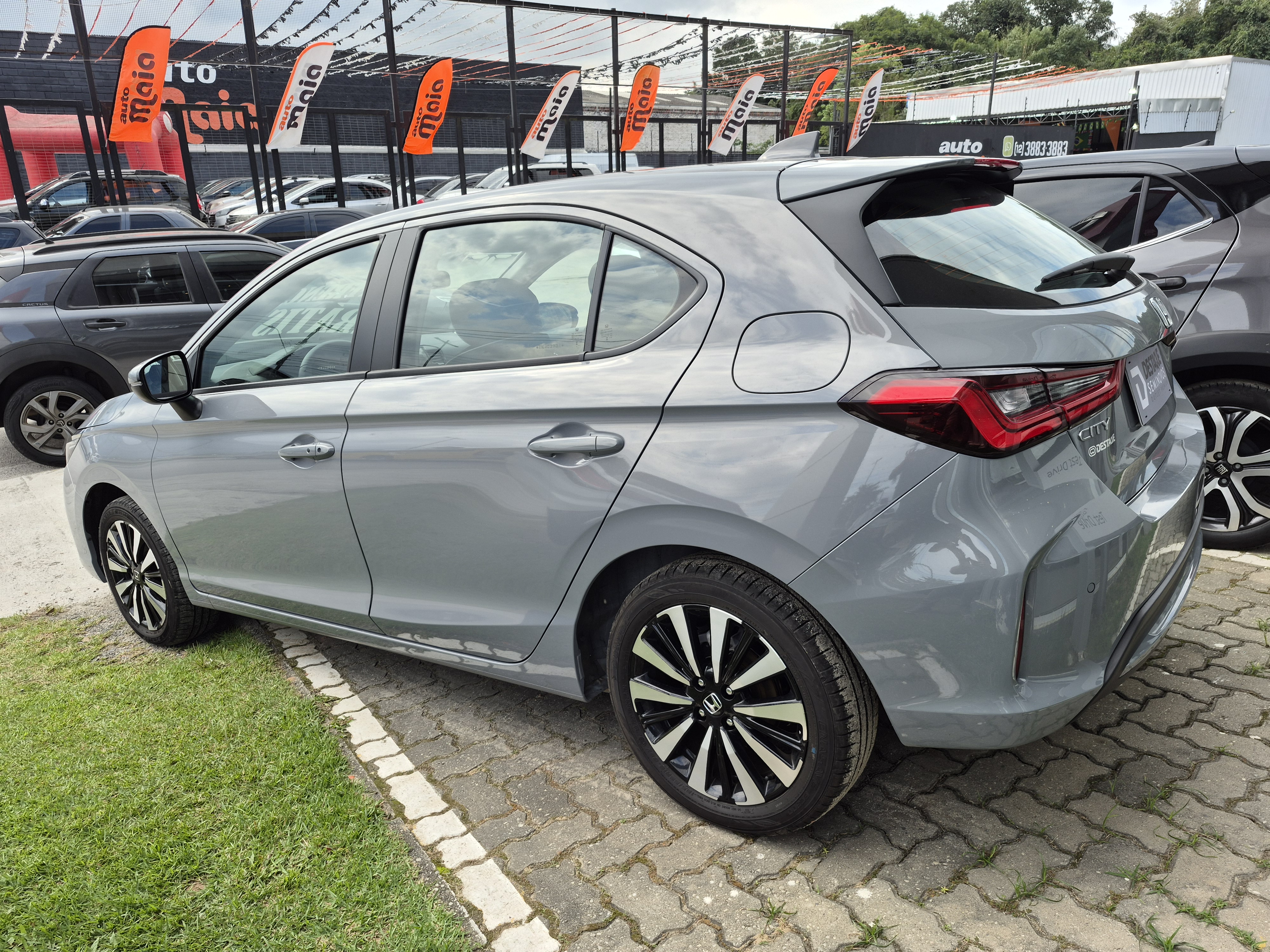 Foto ilustrativa do carro
