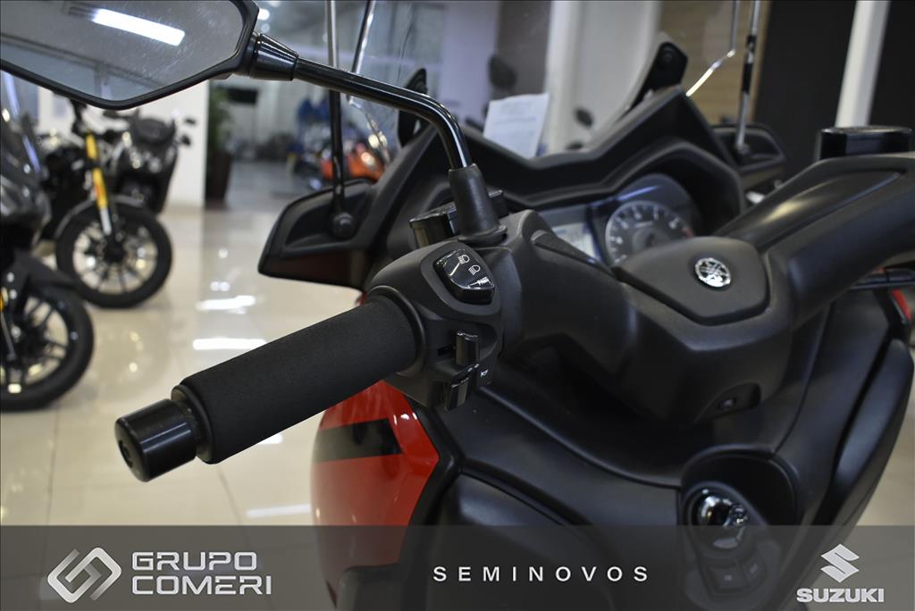 XMAX ABS7