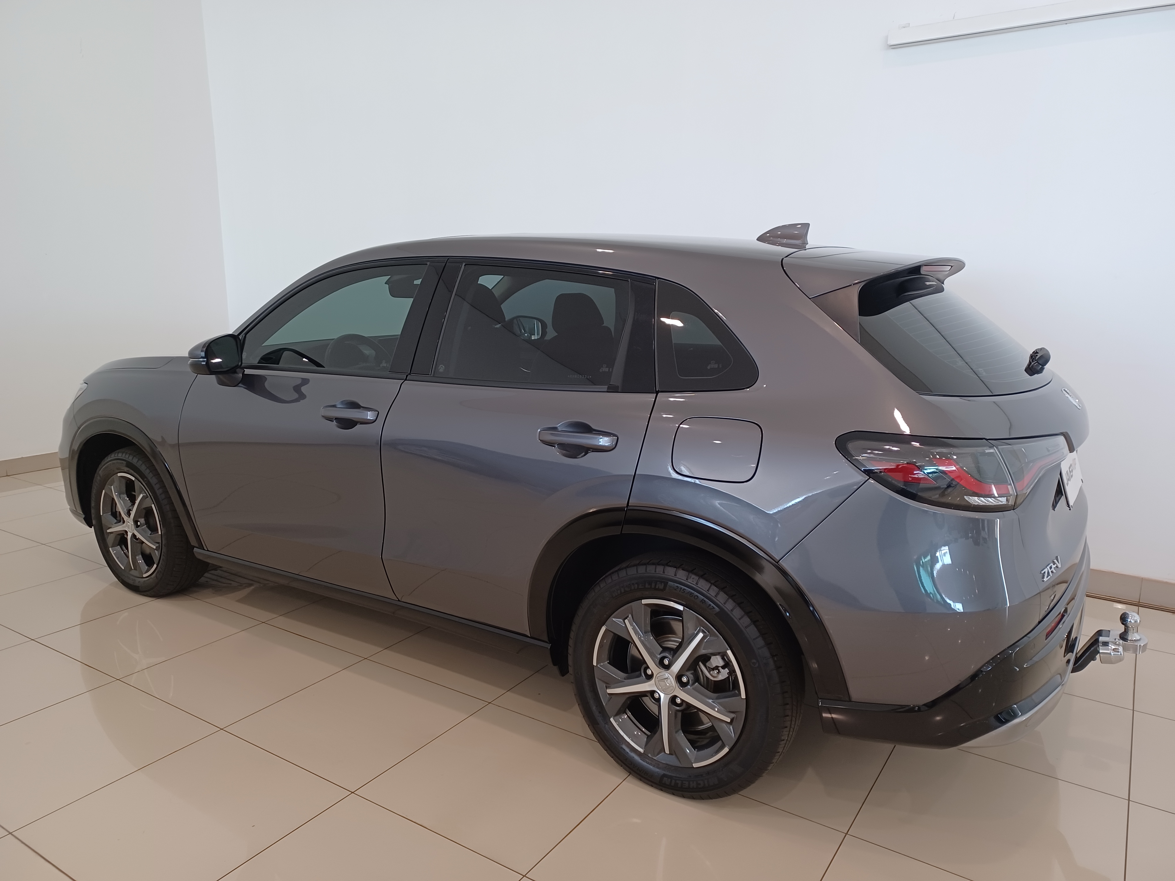 Honda-ZR-V-2.0 i-VTEC GASOLINA TOURING CVT