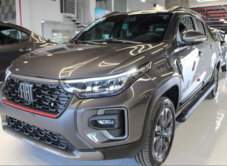 STRADA 1.0 TURBO 200 FLEX ULTRA CD CVT