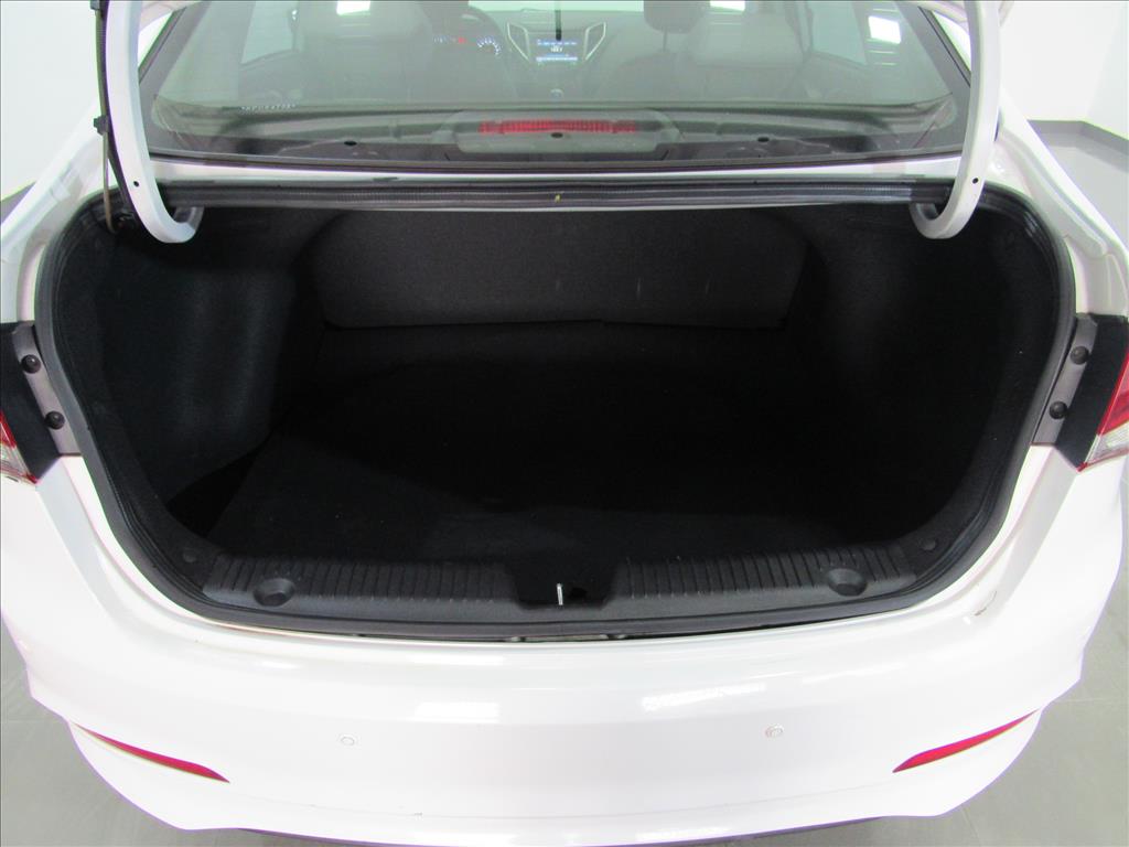 Hyundai-HB20S-1.0 COMFORT PLUS 12V FLEX 4P MANUAL