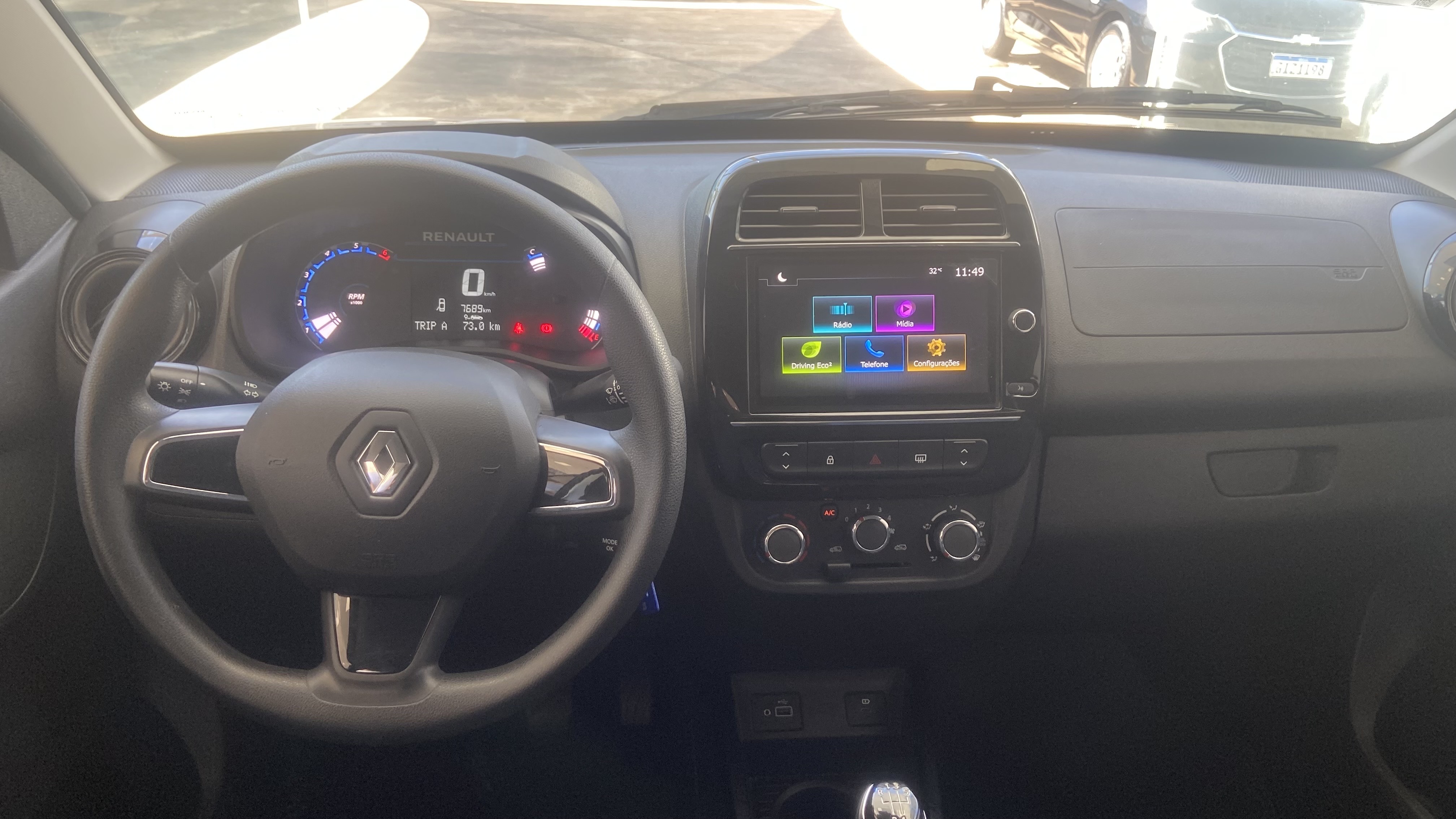 Renault-KWID-1.0 12V SCE FLEX INTENSE MANUAL