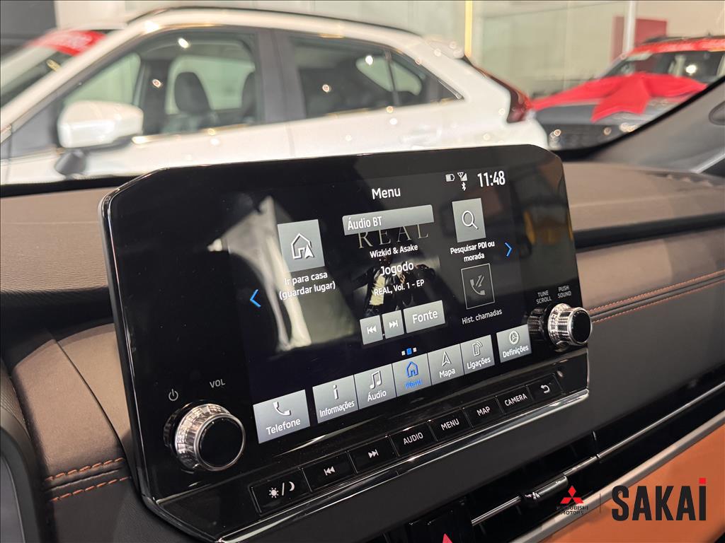 Mitsubishi-OUTLANDER-2.4 PHEV SIGNATURE S-AWC DHT