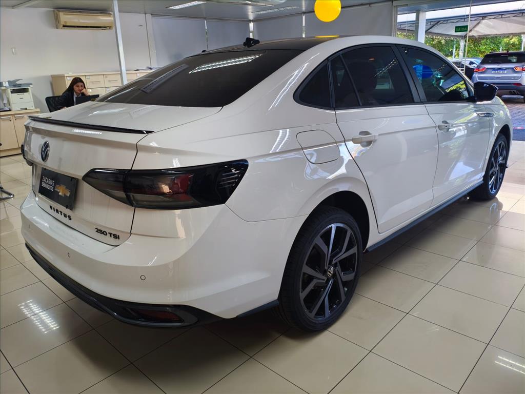 VIRTUS 1.4 250 TSI EXCLUSIVE AUTOMÁTICO4