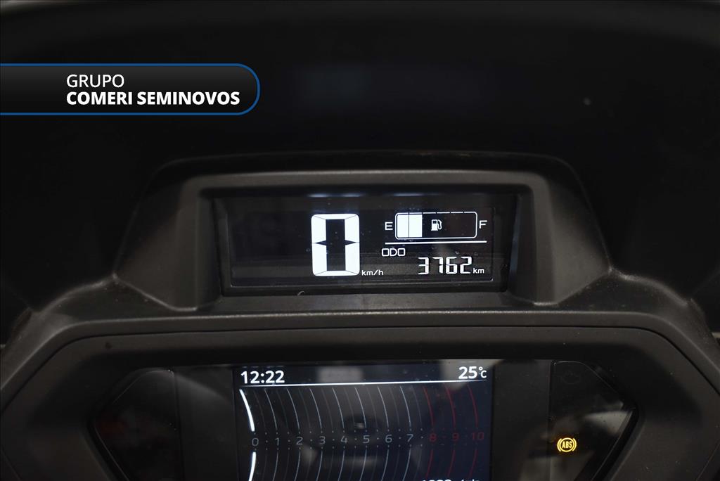 XMAX 250 CONNECTED ABS4