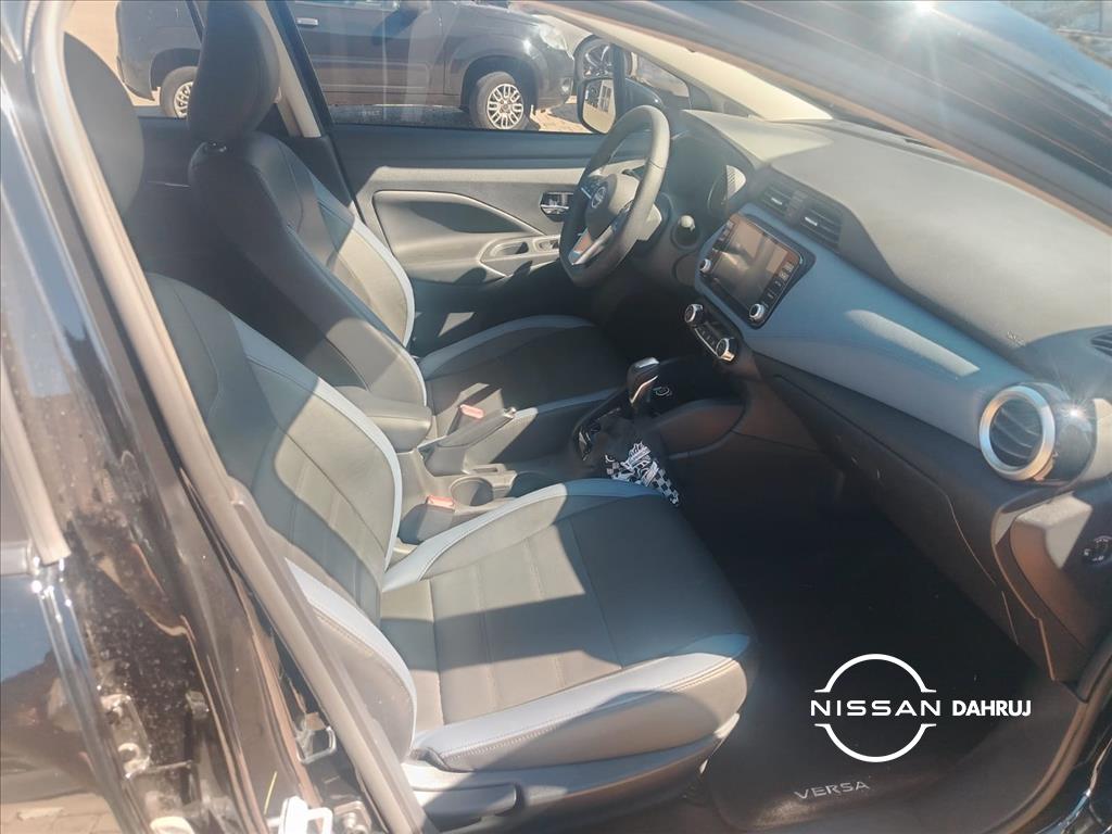 VERSA 1.6 16V FLEX EXCLUSIVE XTRONIC4