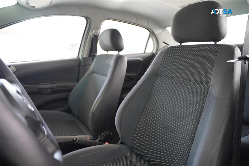 VOLKSWAGEN VOYAGE 1.0 MI TRENDLINE 8V FLEX 4P MANUAL