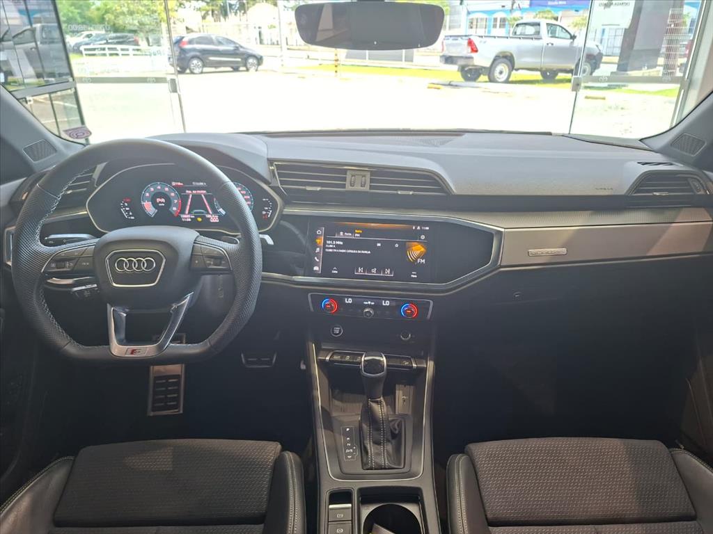 Q3 2.0 40 TFSI GASOLINA PERFORMANCE BLACK QUATTRO TIPTRONIC9