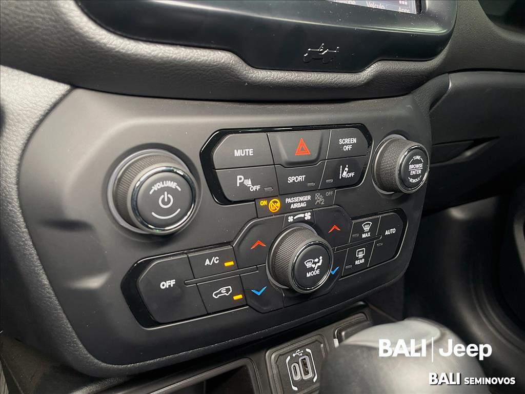 RENEGADE 1.3 T270 TURBO FLEX SAHARA AT614