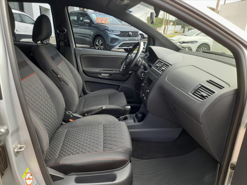 CROSSFOX 1.6 MI FLEX 8V 4P MANUAL