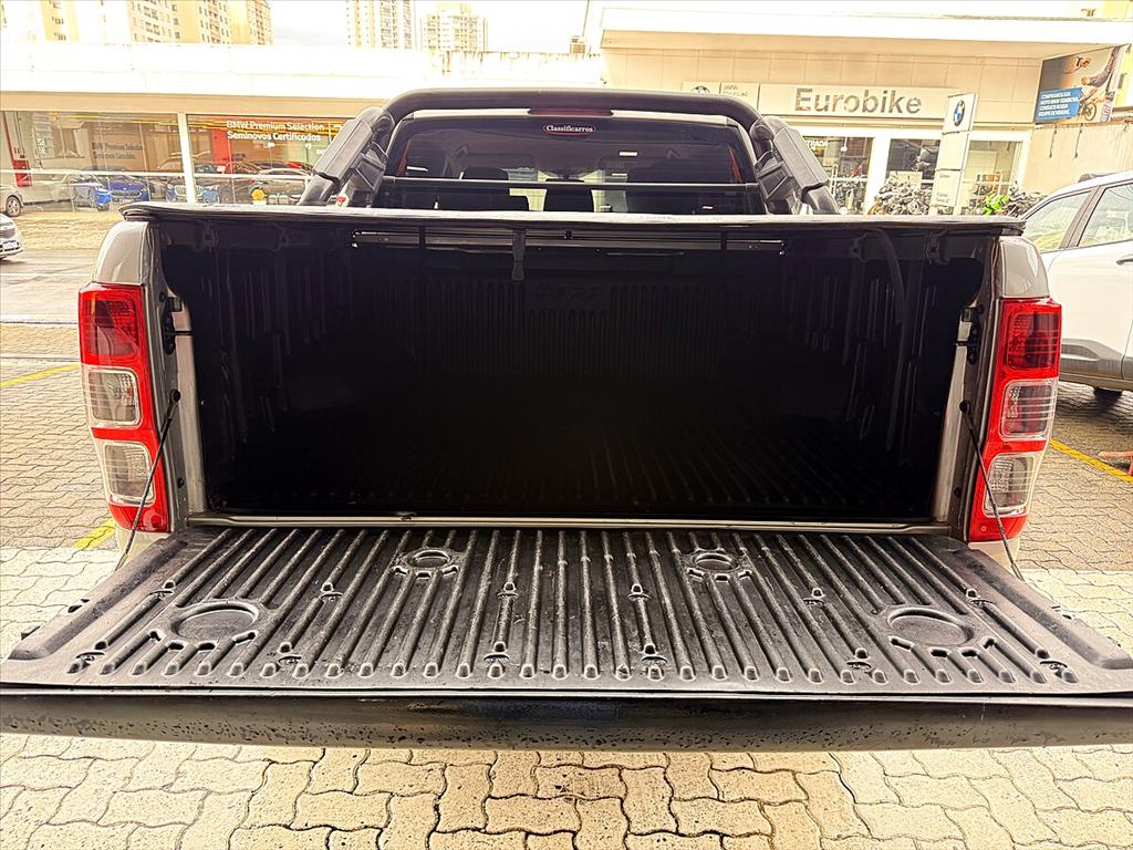 FORD RANGER 2.2 XLS 4X4 CD 16V DIESEL 4P AUTOMÁTICO