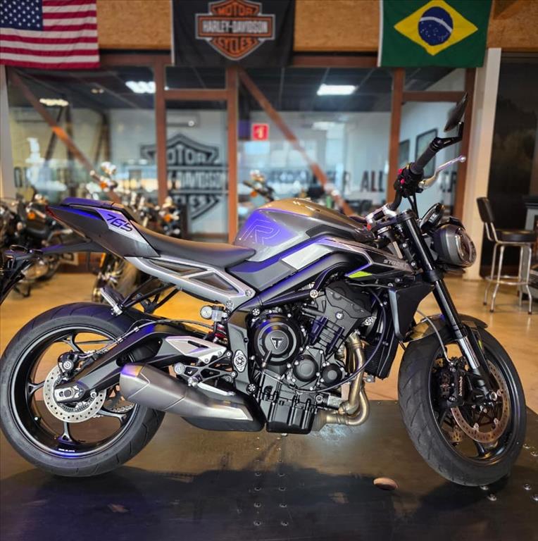 STREET TRIPLE R ABS