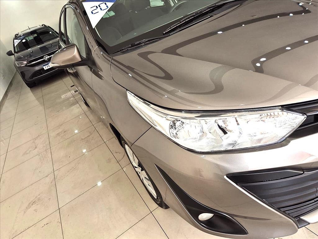 Toyota-YARIS-1.5 16V FLEX SEDAN XL MULTIDRIVE