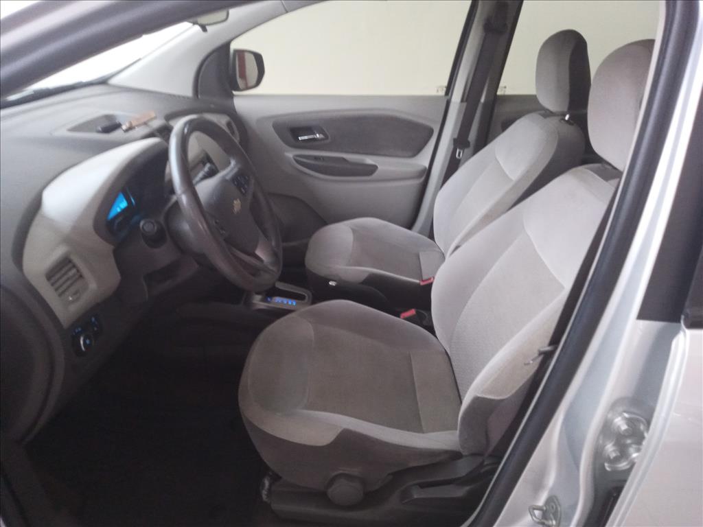 SPIN 1.8 LTZ 8V FLEX 4P AUTOMÁTICO7