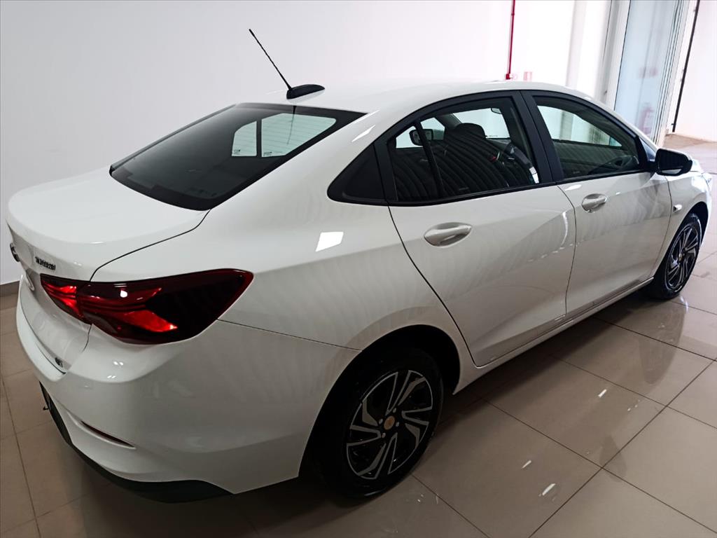 ONIX PLUS 1.0 TURBO FLEX LT AUTOMÁTICO4