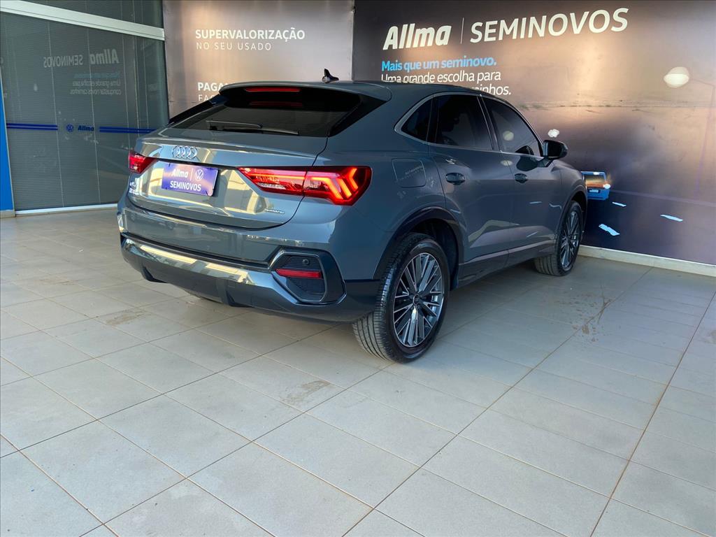 Q3 2.0 40 TFSI GASOLINA SPORTBACK PERFORMANCE QUATTRO TIPTRONIC4