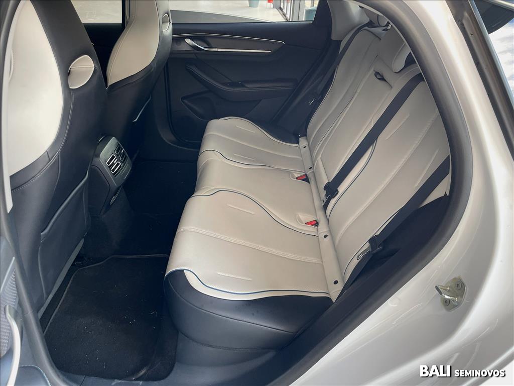 KING 1.5 DM-I PHEV GL AUTOMÁTICO11