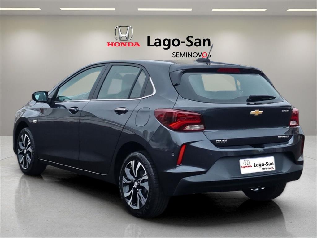 ONIX 1.0 TURBO FLEX PREMIER AUTOMÁTICO3