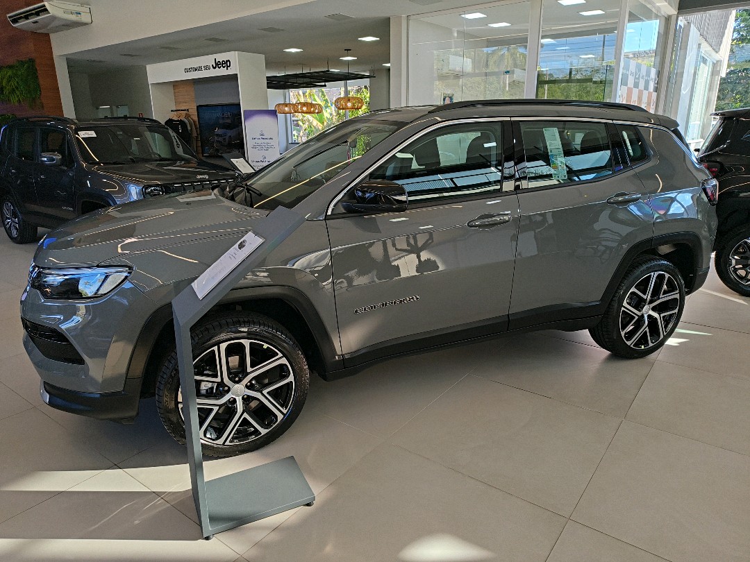 COMPASS 1.3 T270 TURBO FLEX LONGITUDE AT64