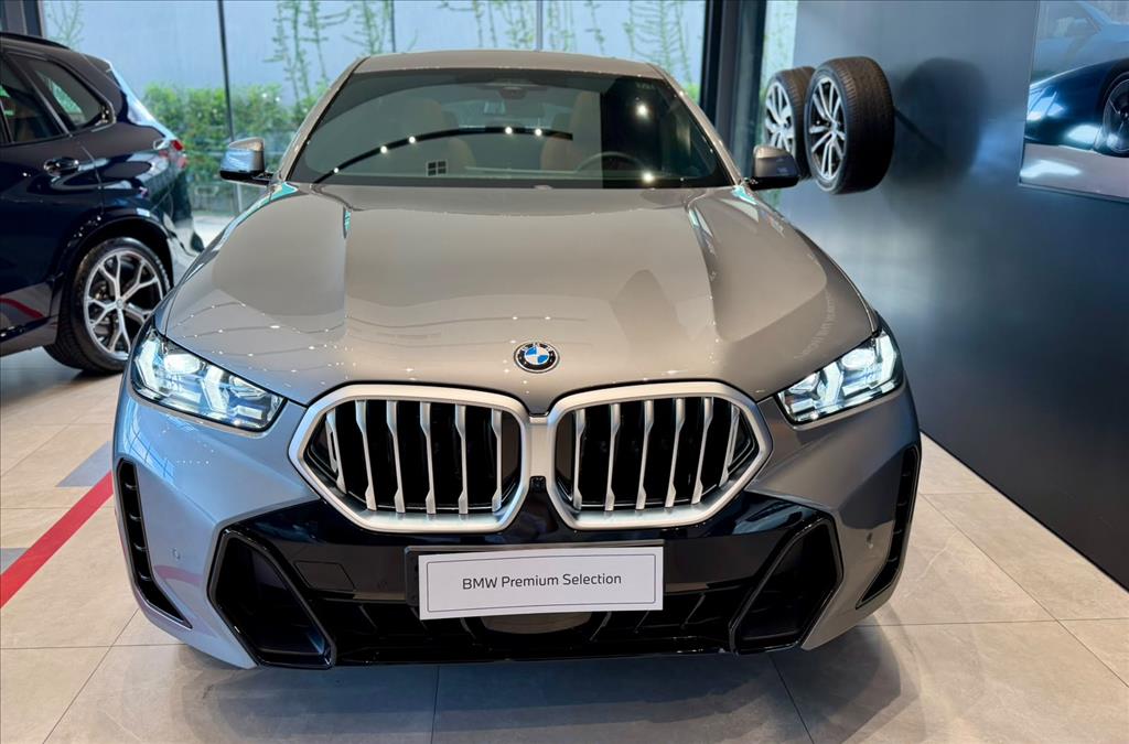 X6 3.0 TWINPOWER GASOLINA XDRIVE40I M SPORT AUTOMÁTICO1