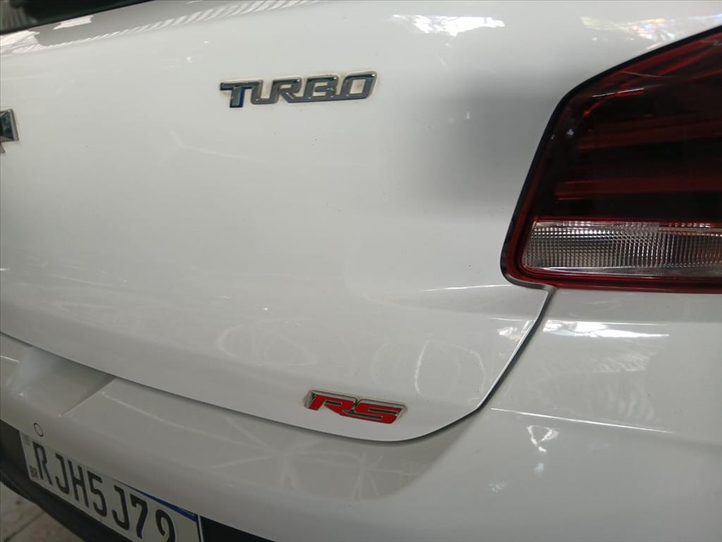 ONIX 1.0 TURBO FLEX RS AUTOMÁTICO4