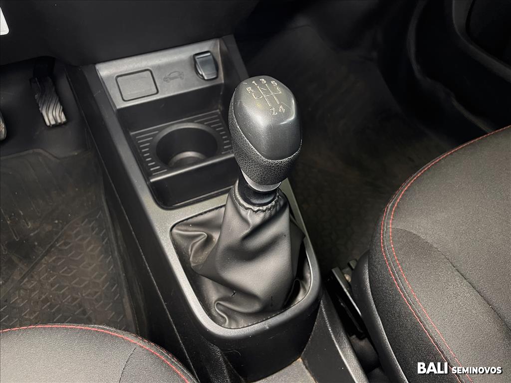 KWID 1.0 12V SCE FLEX INTENSE MANUAL15