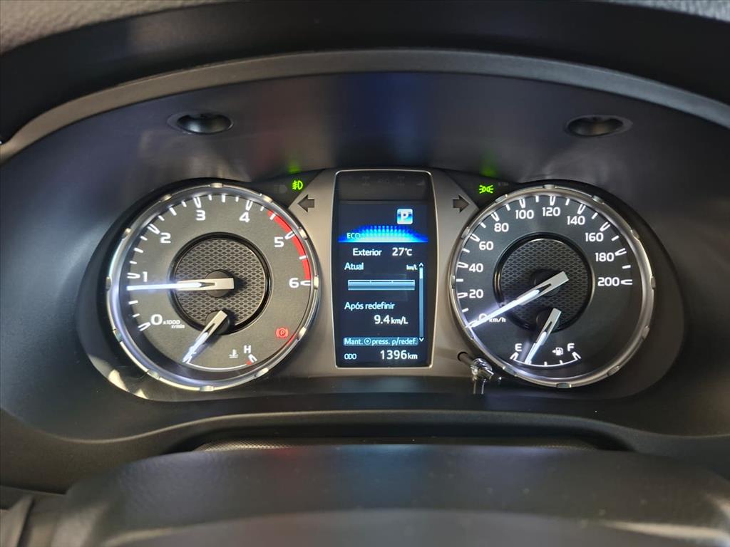 HILUX 2.8 D-4D TURBO DIESEL CD SRX 4X4 AUTOMÁTICO10