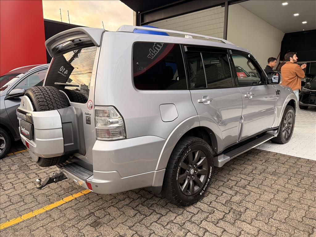 MITSUBISHI PAJERO 2.5 HD 4X4 8V TURBO INTERCOOLER DIESEL 4P MANUAL