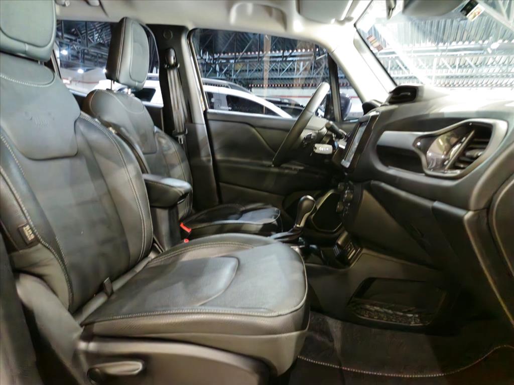 RENEGADE 1.3 T270 TURBO FLEX LONGITUDE AT610