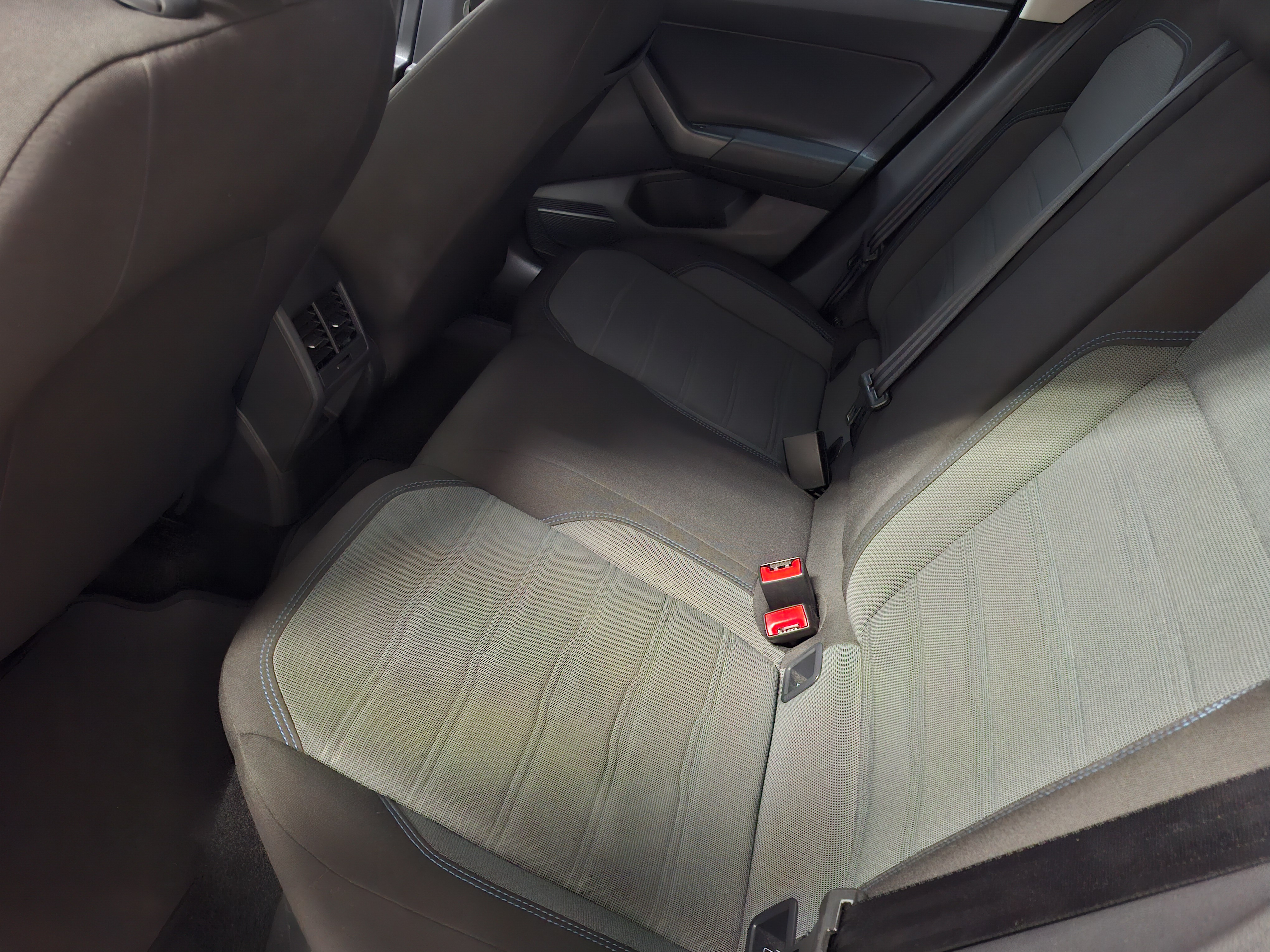 NIVUS 1.0 200 TSI TOTAL FLEX COMFORTLINE AUTOMÁTICO6