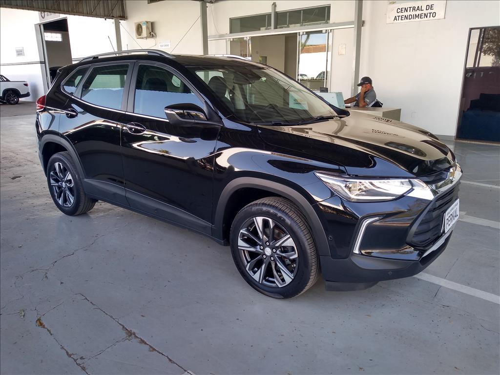 CHEVROLET TRACKER