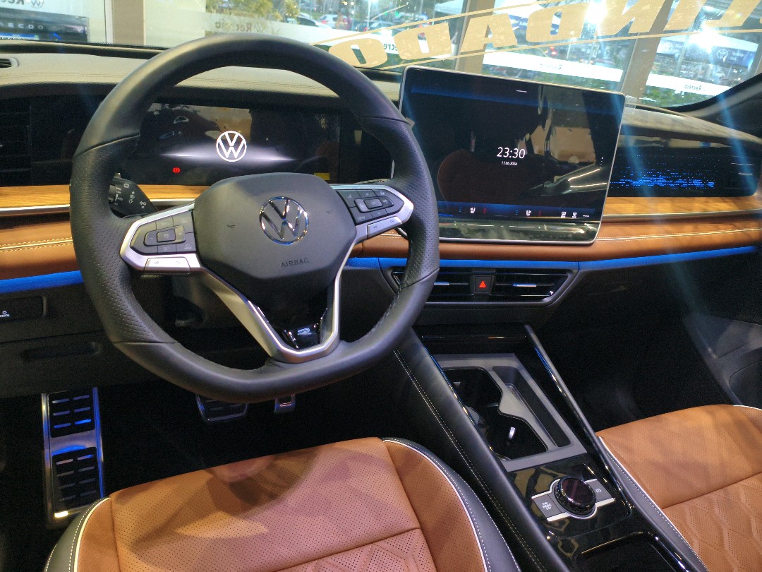 TIGUAN 2.0 350 TSI GASOLINA R-LINE 4MOTION AUTOMÁTICO11