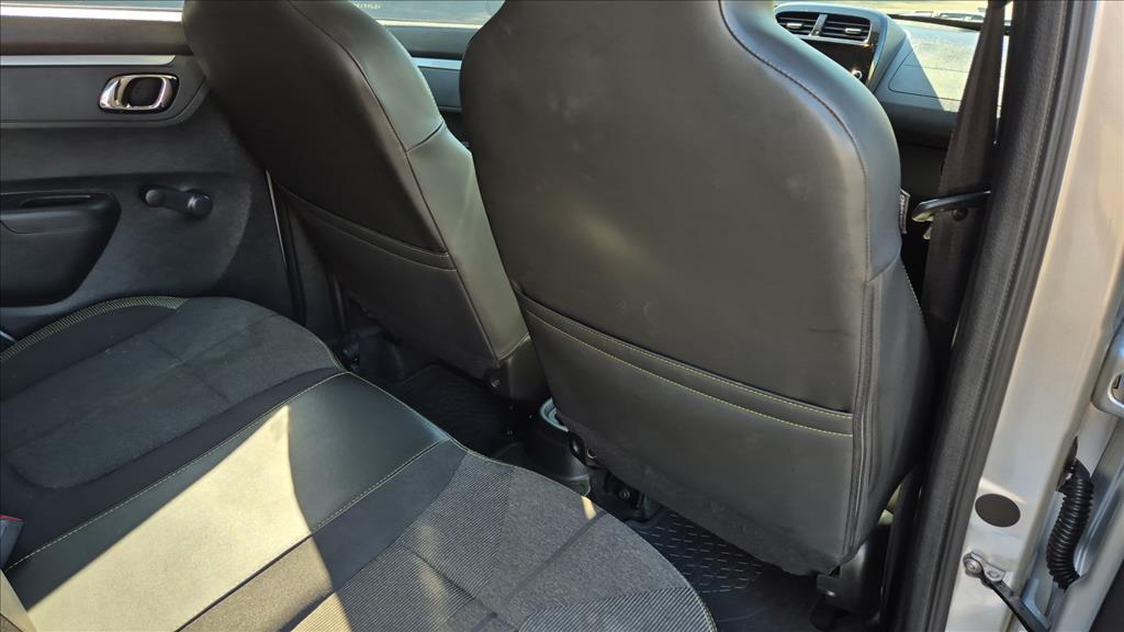 KWID 1.0 12V SCE FLEX OUTSIDER MANUAL4