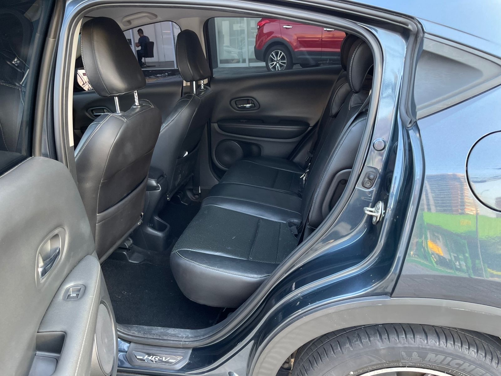 Honda-HR-V-1.8 16V FLEX LX 4P AUTOMÁTICO