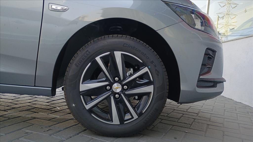 ONIX PLUS 1.0 TURBO FLEX LT AUTOMÁTICO8