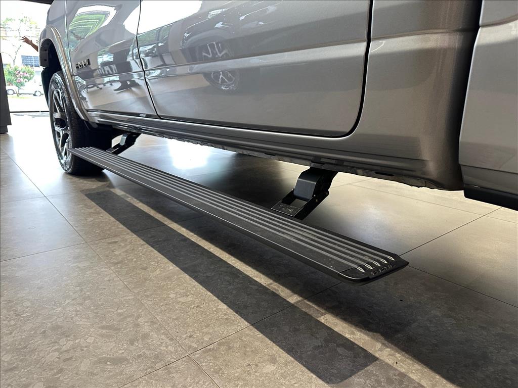 1500 3.0 HURRICANE 6 BITURBO GASOLINA LARAMIE CD 4X4 AUTOMÁTICO16