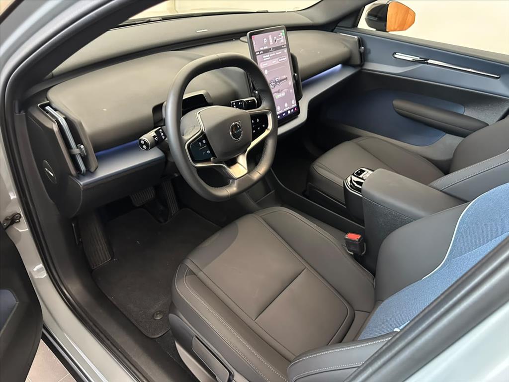 EX30 69 KW ELÉTRICO PLUS8
