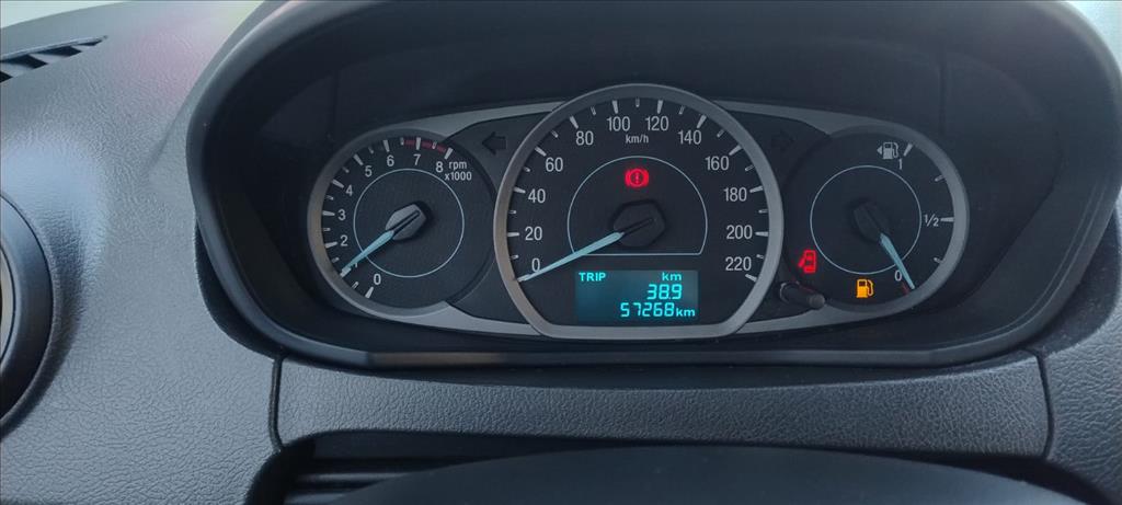 KA 1.0 TI-VCT FLEX SE SEDAN MANUAL6