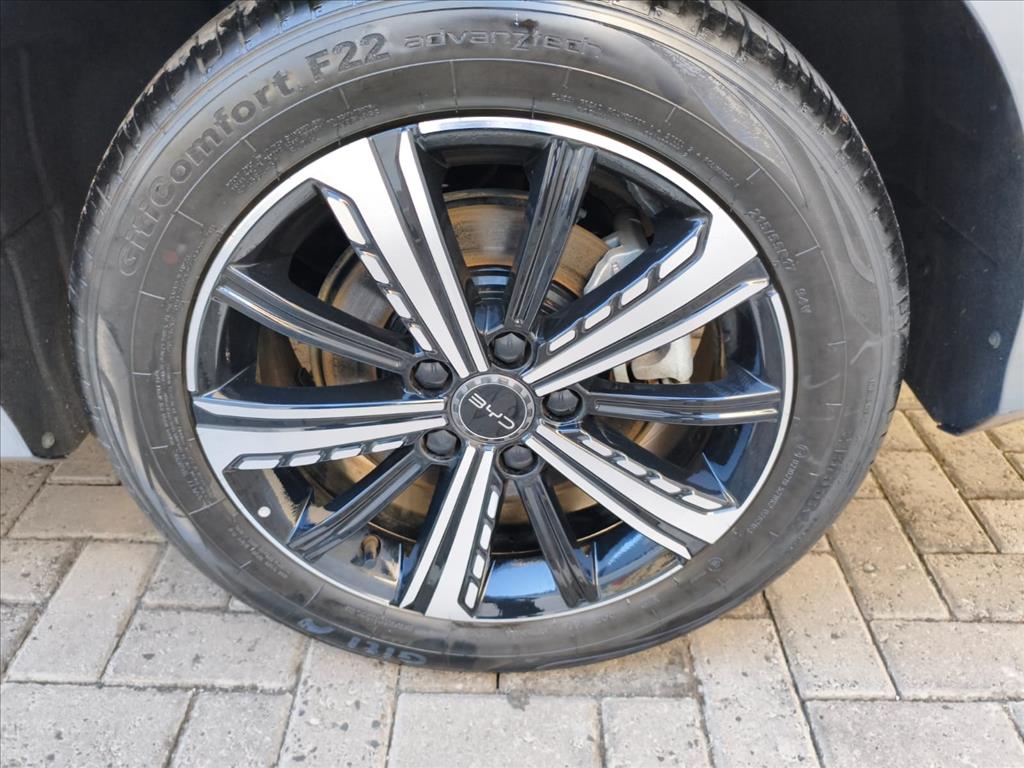 KING 1.5 DM-I PHEV GS AUTOMÁTICO9