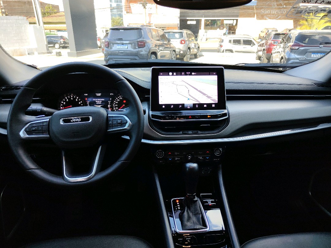 COMPASS 1.3 T270 TURBO FLEX LONGITUDE AT610