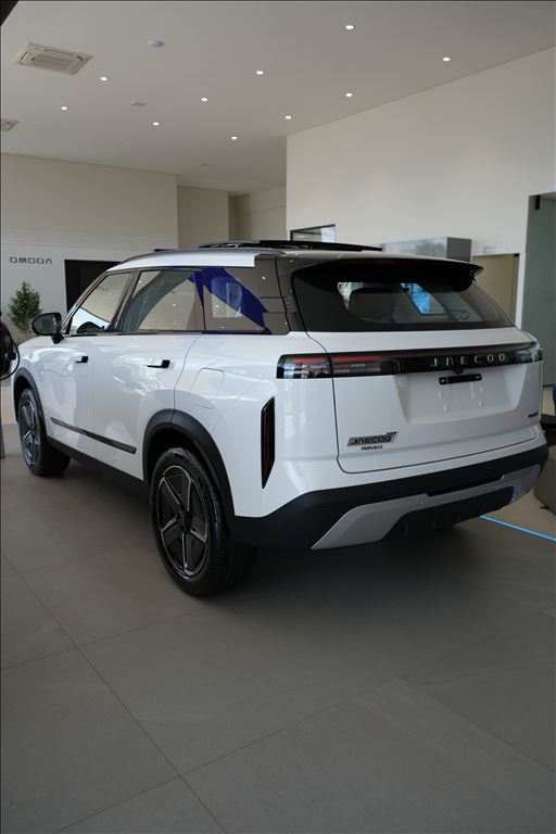 7 1.5 TGDI PHEV LUXURY DHT2