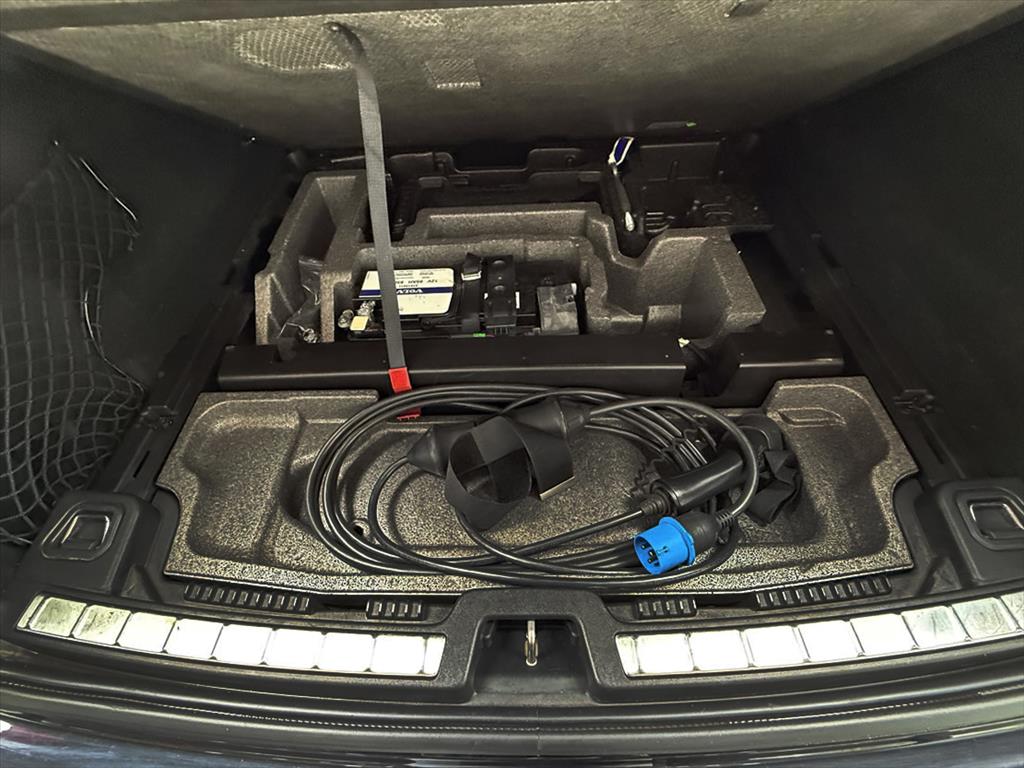 Volvo Xc60 - 2.0 T8 HYBRID INSCRIPTION AWD GEARTRONIC