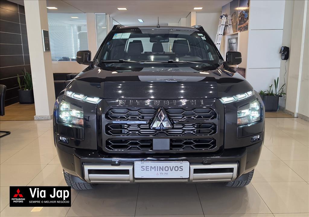 Mitsubishi-TRITON-2.4 BITURBO DIESEL CD KATANA 4X4 AUTOMÁTICO
