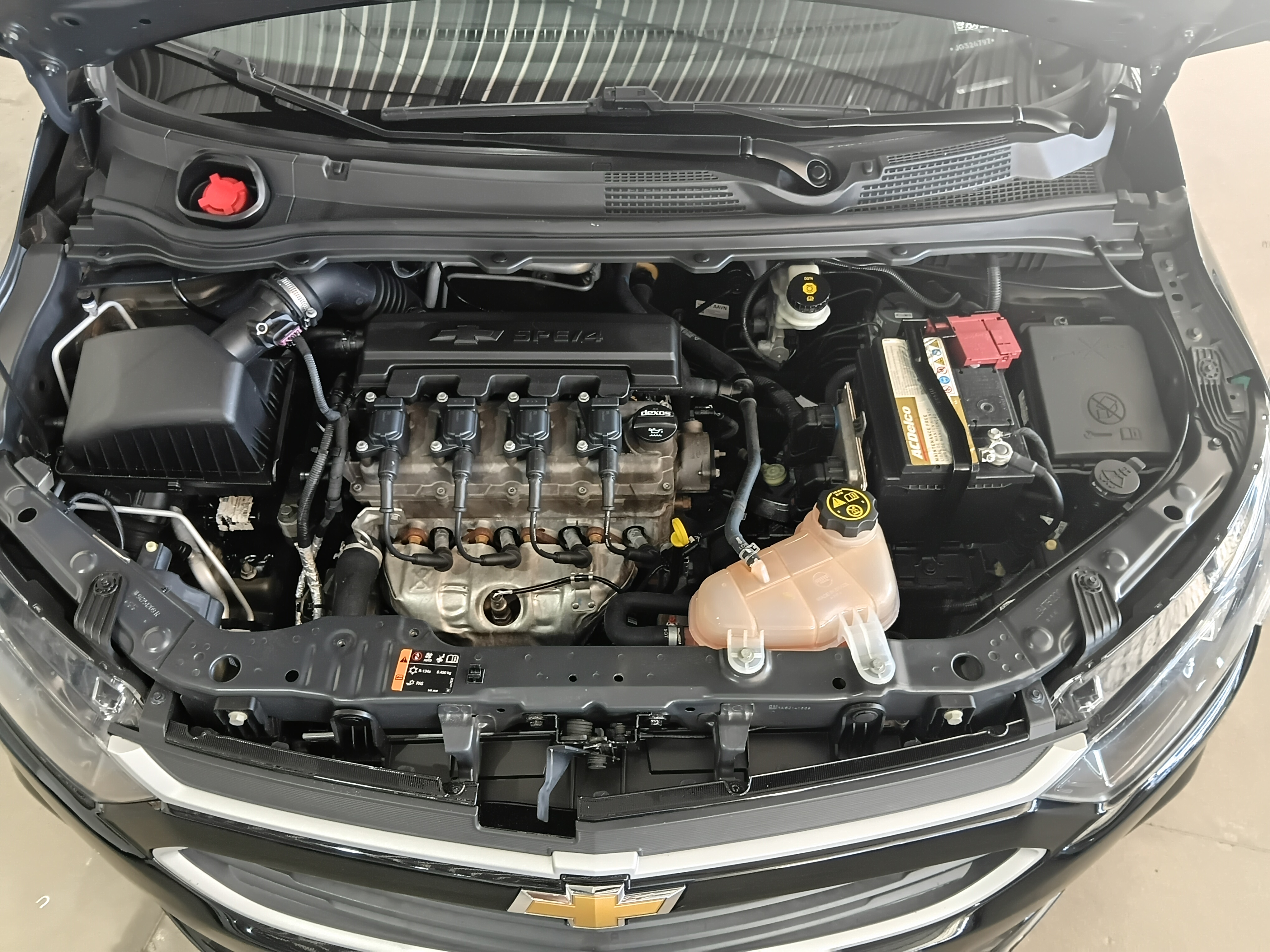 GM - Chevrolet-ONIX-1.4 MPFI LT 8V FLEX 4P MANUAL