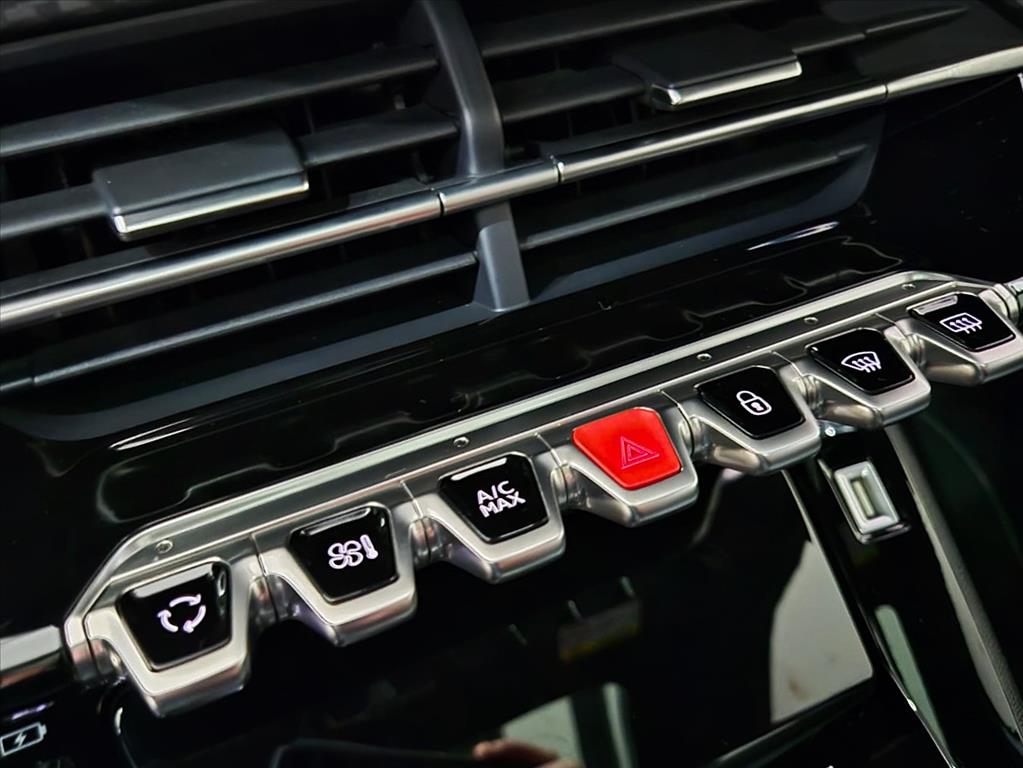 Peugeot-208-1.0 TURBO 200 FLEX STYLE CVT