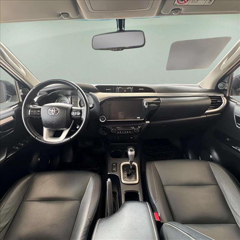 HILUX 2.8 D-4D TURBO DIESEL CD SRV 4X4 AUTOMÁTICO9