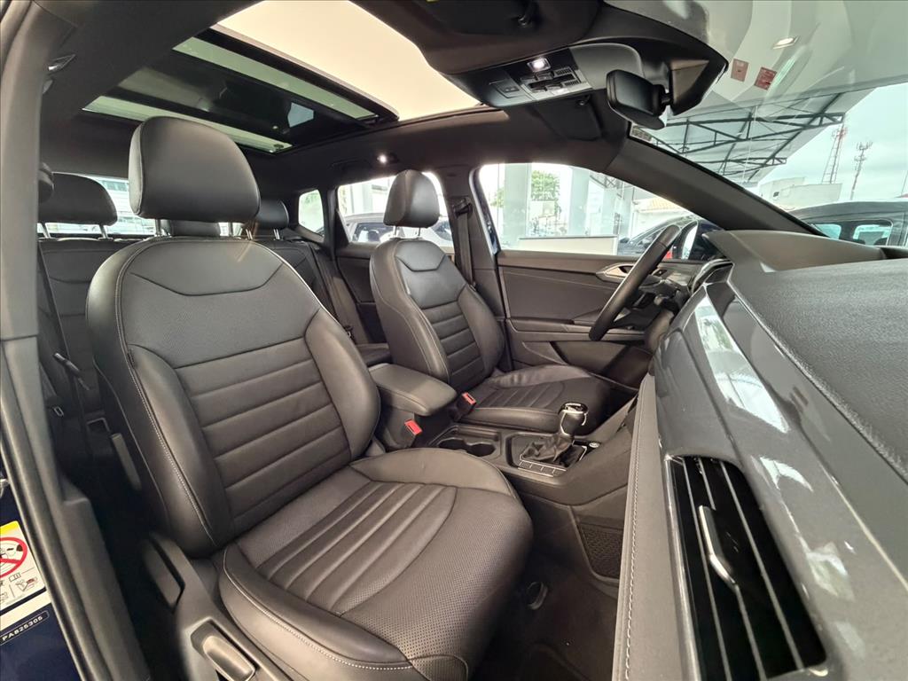 TAOS 1.4 250 TSI TOTAL FLEX HIGHLINE AUTOMÁTICO17